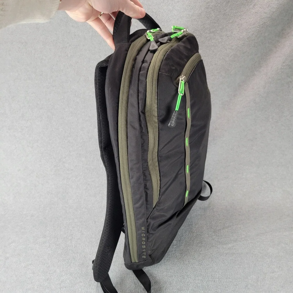 The North Face‎ Microbyte Backpack Black Olive Green Laptop Daypack FlexVent